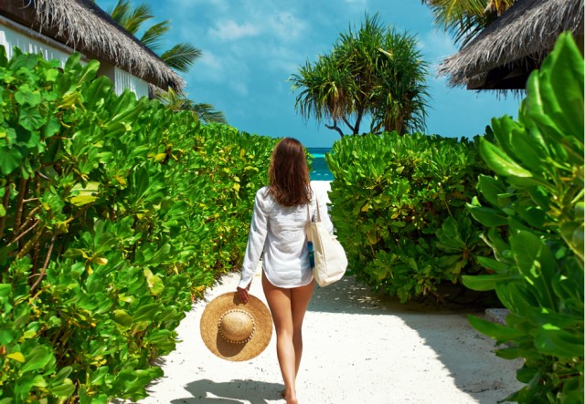 Tα 5 αιθέρια έλαια που πρέπει να βάλεις στην βαλίτσα των διακοπών!